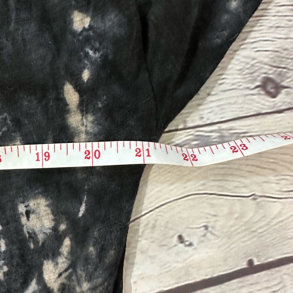 WEARABLES V Neck Tie Dye Shirt Size M - Picture 5 of 7